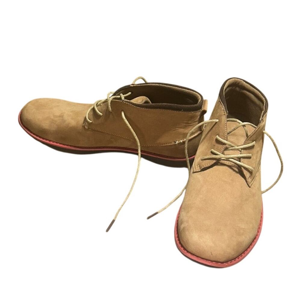 Muk Luks Charlie Chukka boots tan suede red sole Men's size 13
